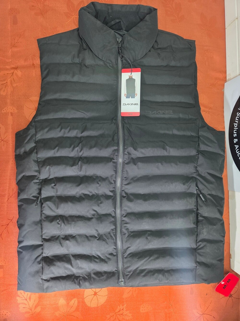 Dakine Alpine Welded Channel Puffer Vest Men M